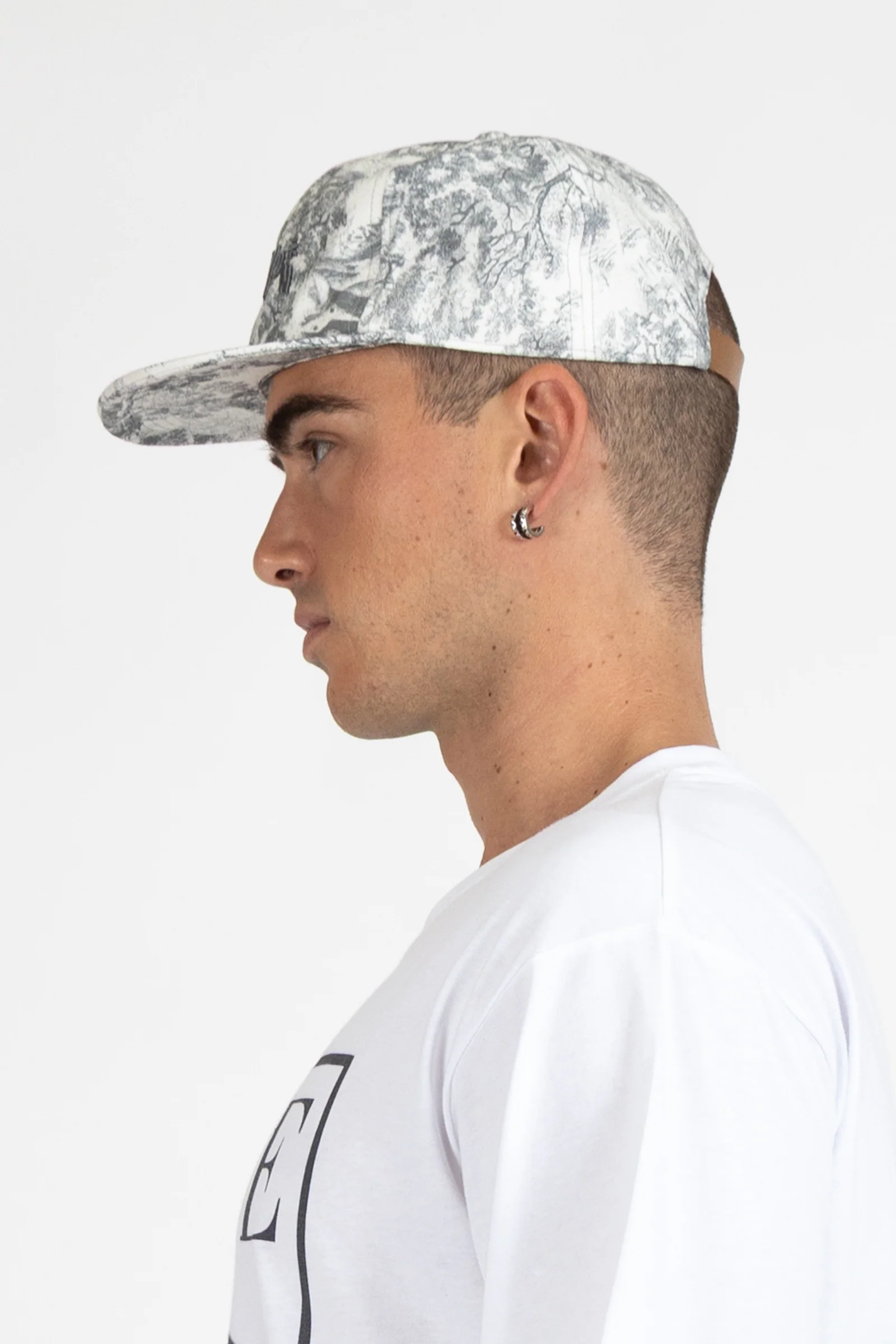 Notvoiceo Svenny Cap - Notvoiceo